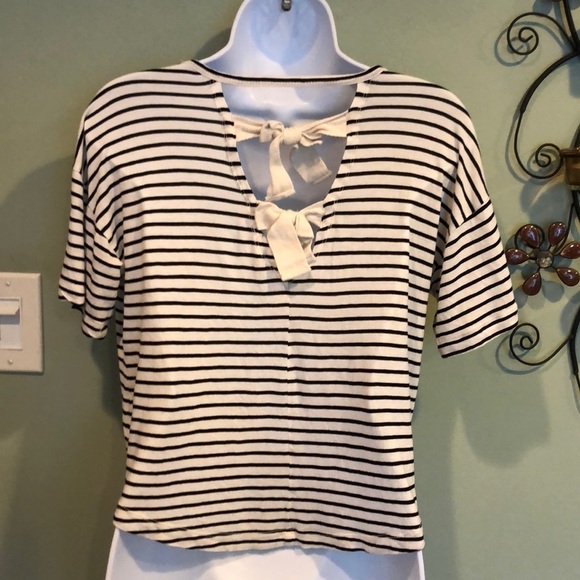 TREASURE & Bond 🌺3/$15 or 5/$20 Bundle for deal🌺 - Picture 3 of 9